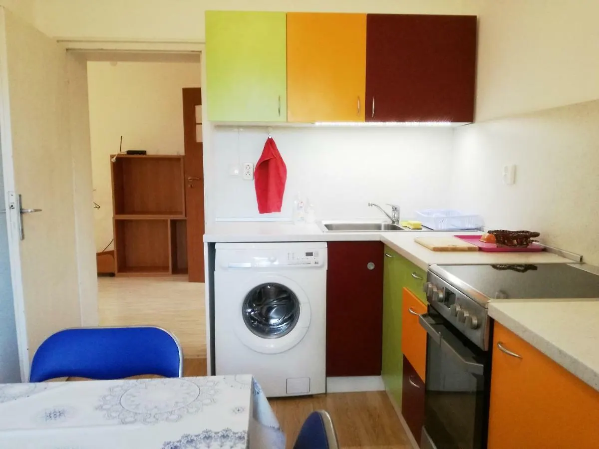 Стаи за гости Дом Градина Вита / Guest Rooms “House Vita Garden” София Проживание в семье