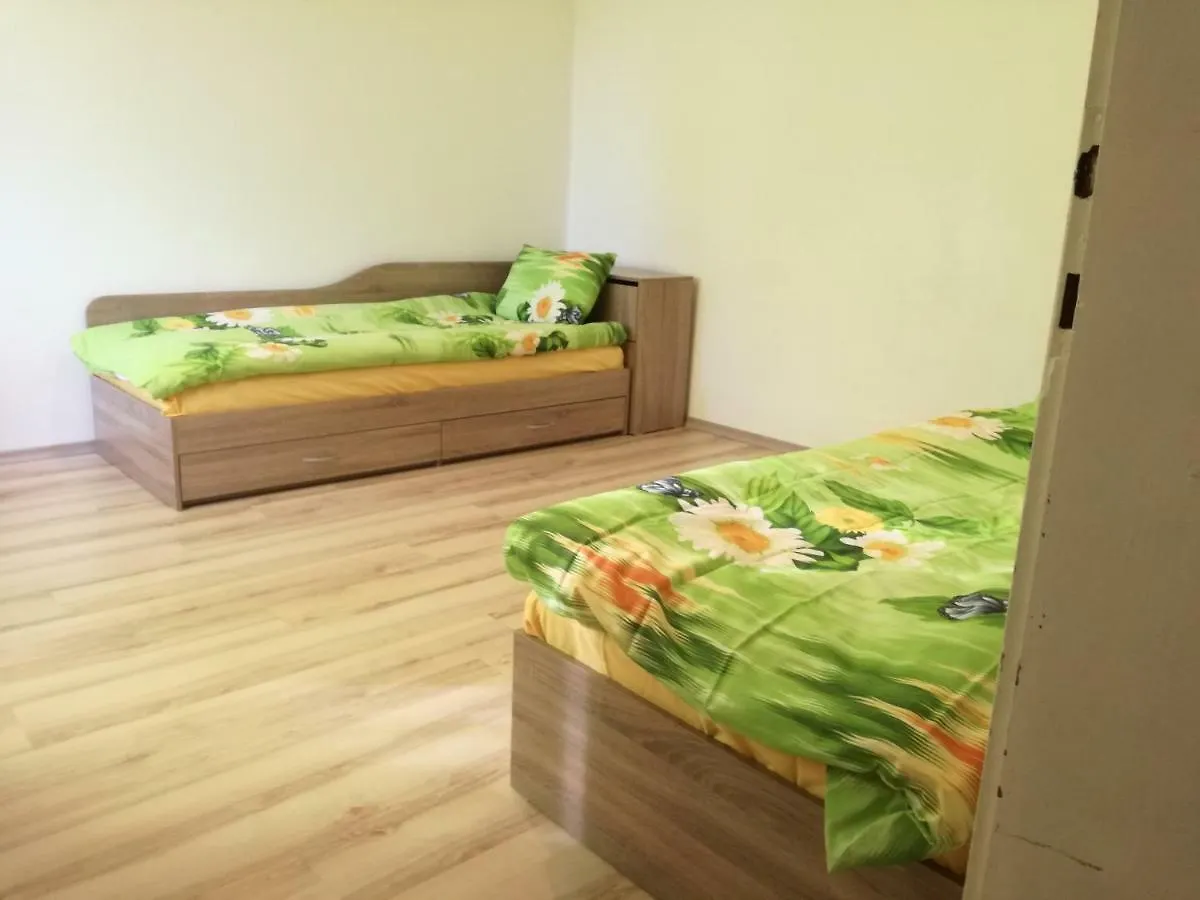Проживание в семье Стаи за гости Дом Градина Вита / Guest Rooms “House Vita Garden” София Болгария