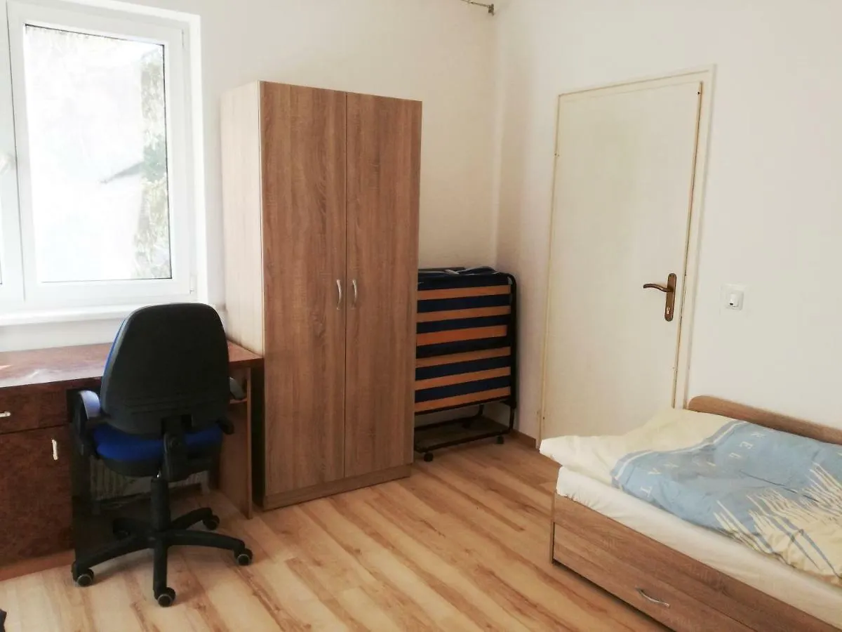 Стаи за гости Дом Градина Вита / Guest Rooms “House Vita Garden” София