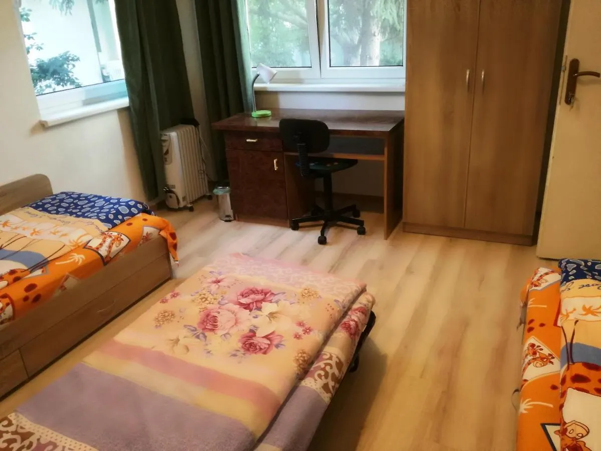 Проживание в семье Стаи за гости Дом Градина Вита / Guest Rooms “House Vita Garden” София